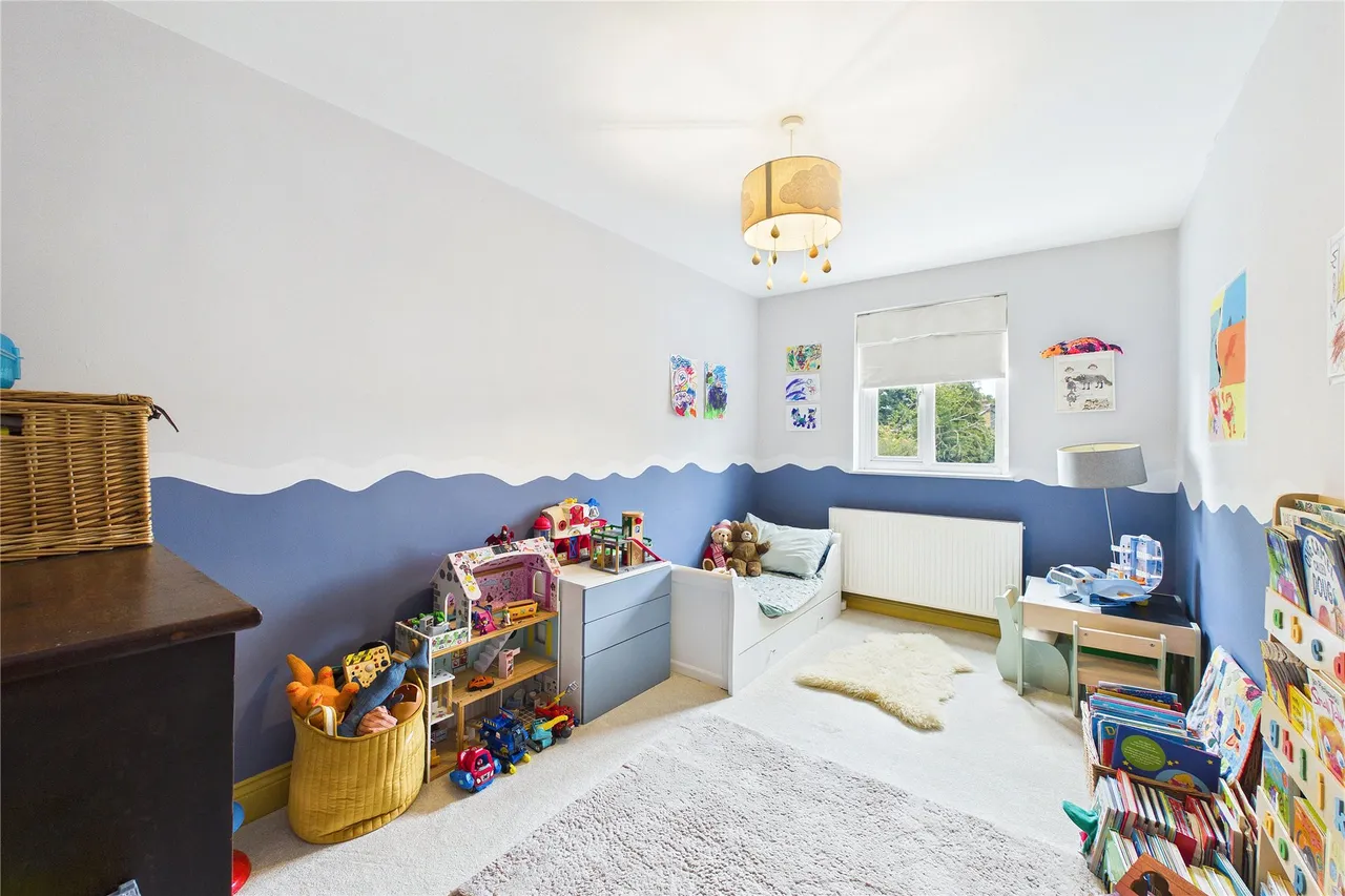 South Road, Horsell, GU21, photo 11