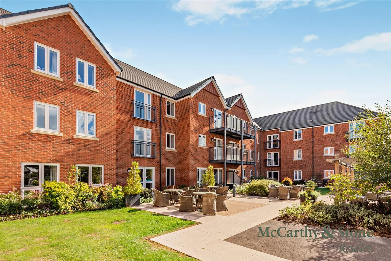 The Moors, Thatcham, RG19, photo 28