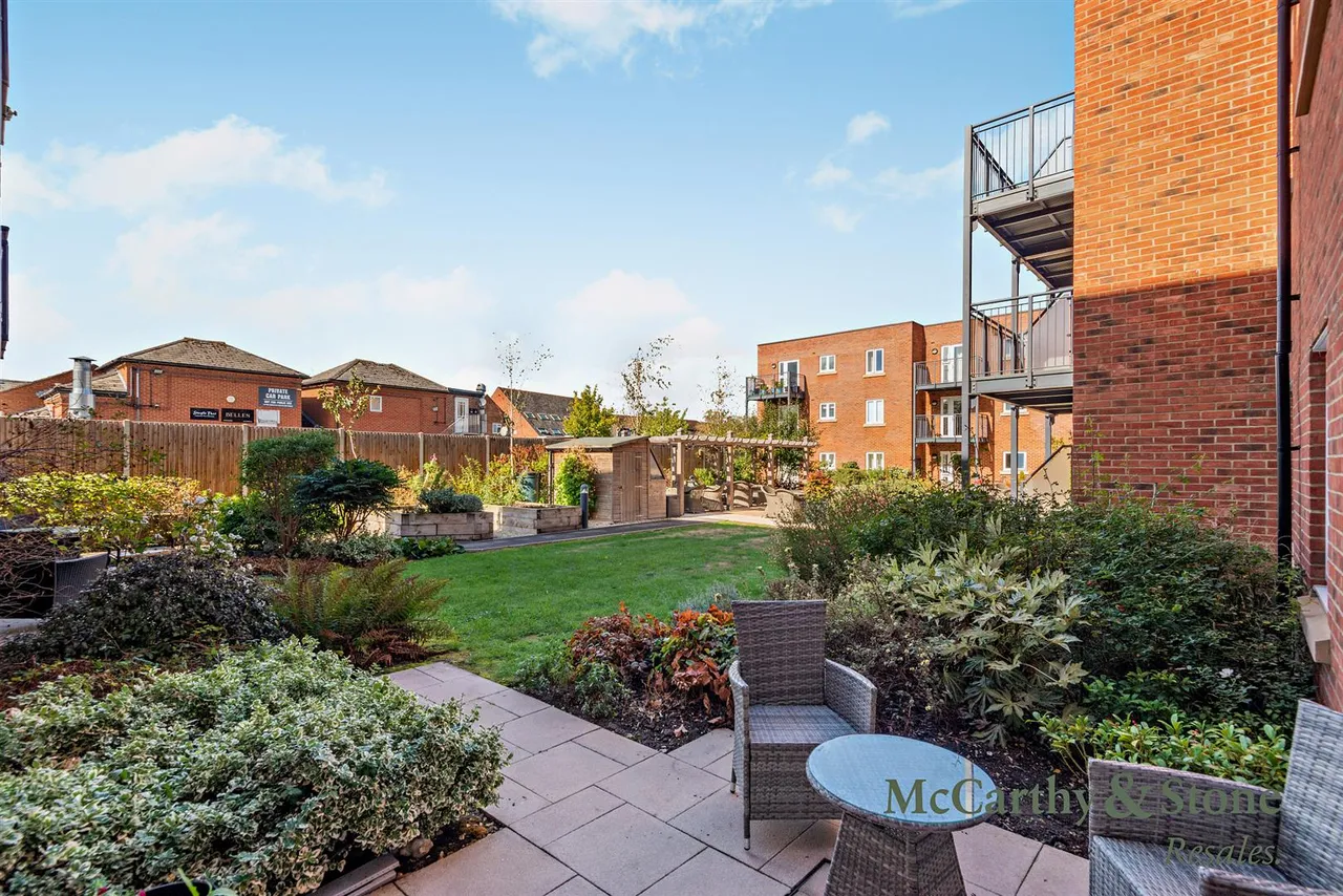 The Moors, Thatcham, RG19, photo 17