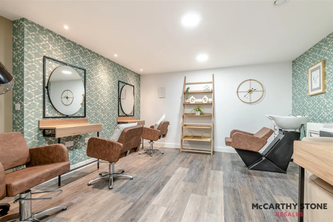 The Moors, Thatcham, RG19, photo 11