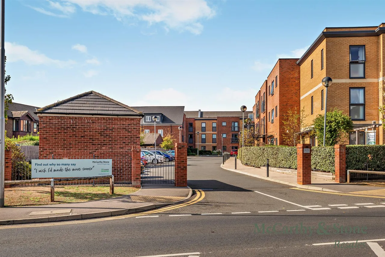 The Moors, Thatcham, RG19, photo 22