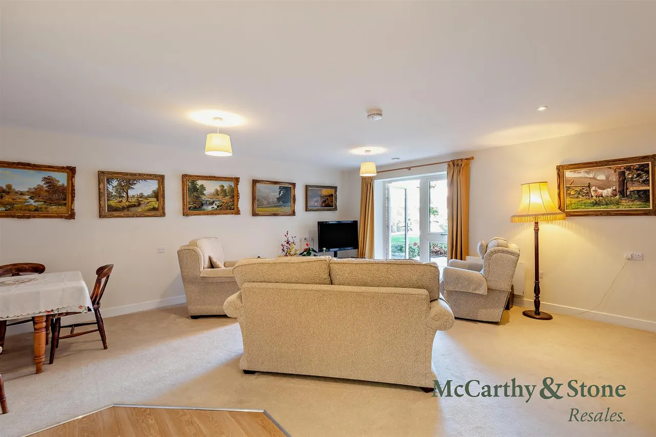 The Moors, Thatcham, RG19, photo 15