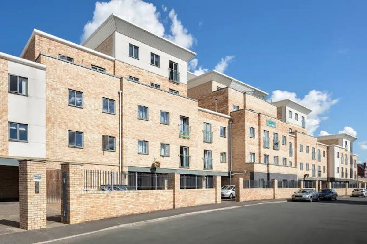 2 bed flat to rent, Low Road, Doncaster, DN4