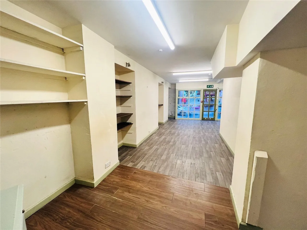 High Street, Pwllheli, LL53, photo 6