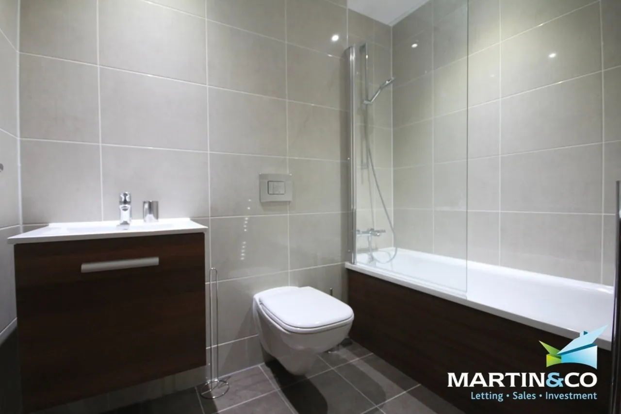 1 Hagley Road, Five Ways, B16, photo 6