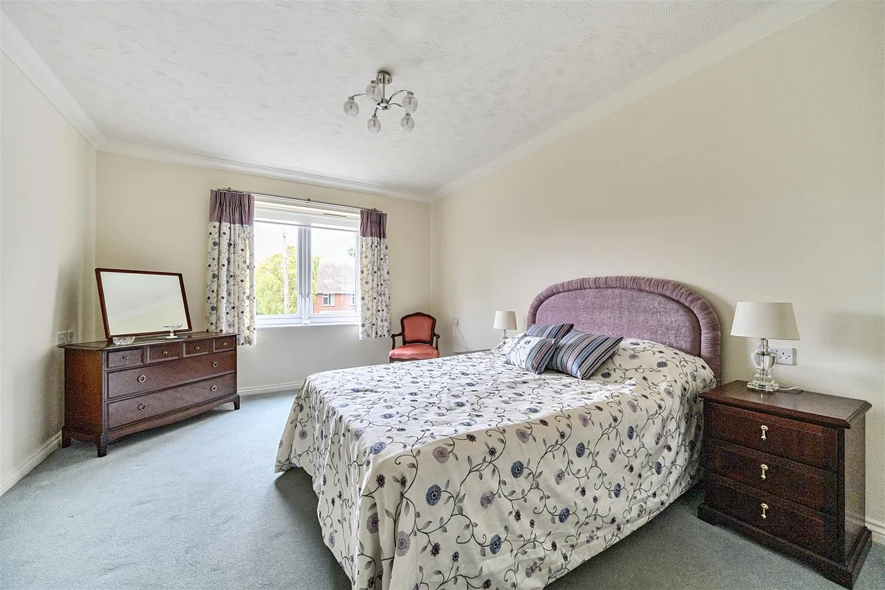 Stuart Road, Highcliffe, BH23, photo 6