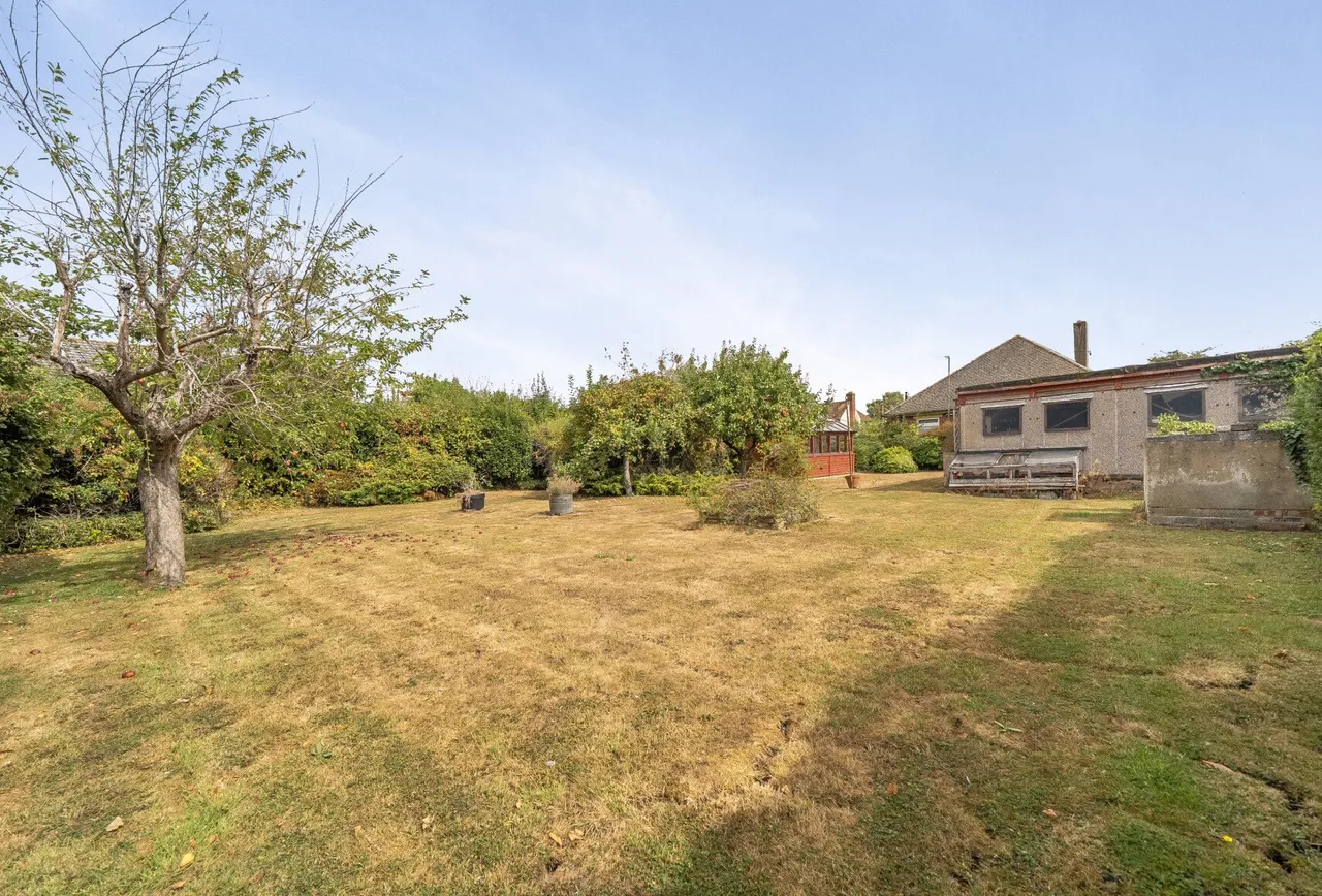 Kayte Lane, Gloucestershire, Bishops Cleeve, GL52 8AS, photo 2