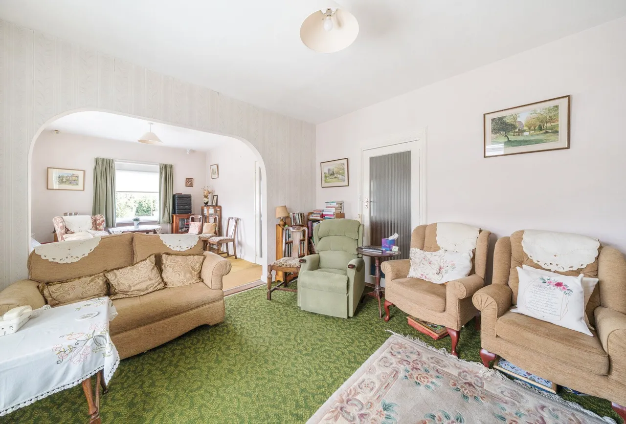Kayte Lane, Gloucestershire, Bishops Cleeve, GL52 8AS, photo 4