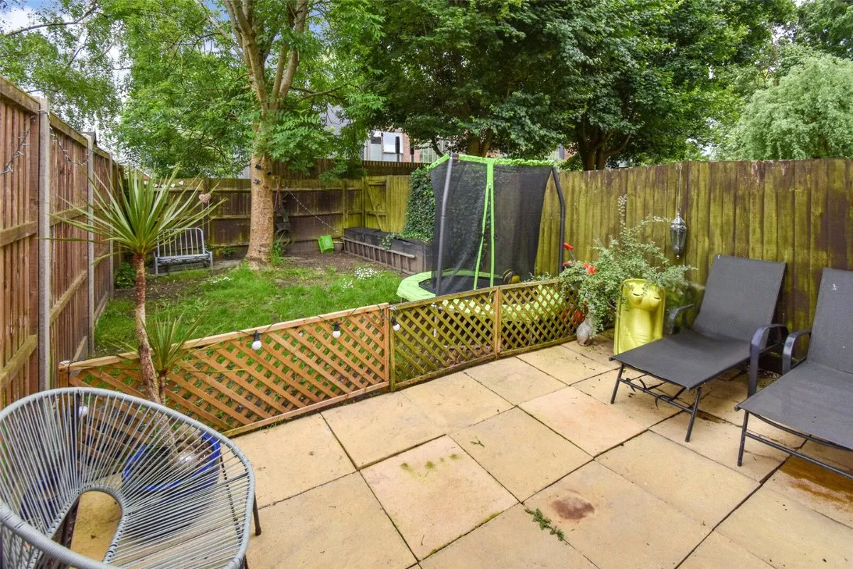 Churchlands, Aldershot, Hampshire, GU11 3SR, photo 16