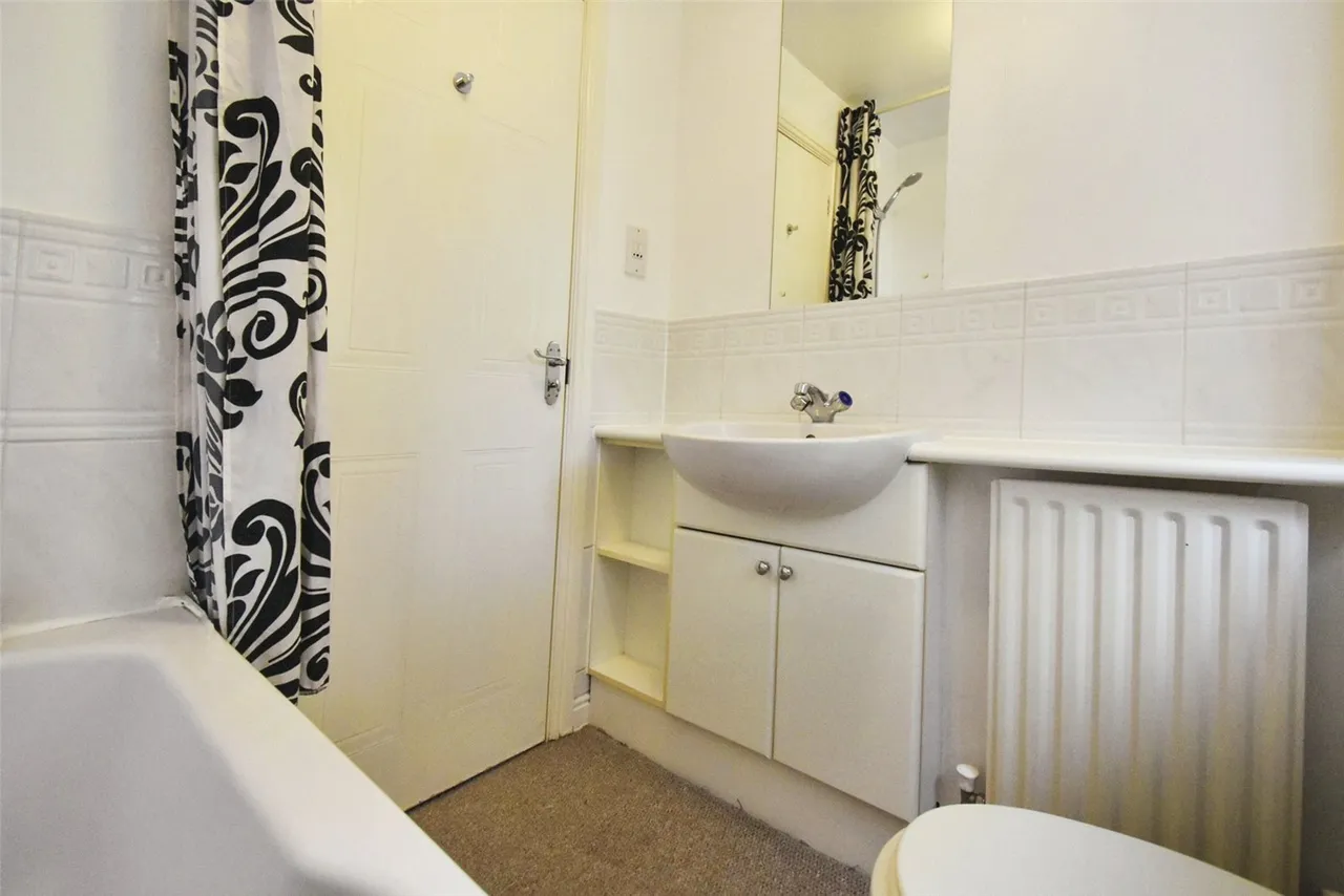 Churchlands, Aldershot, Hampshire, GU11 3SR, photo 14