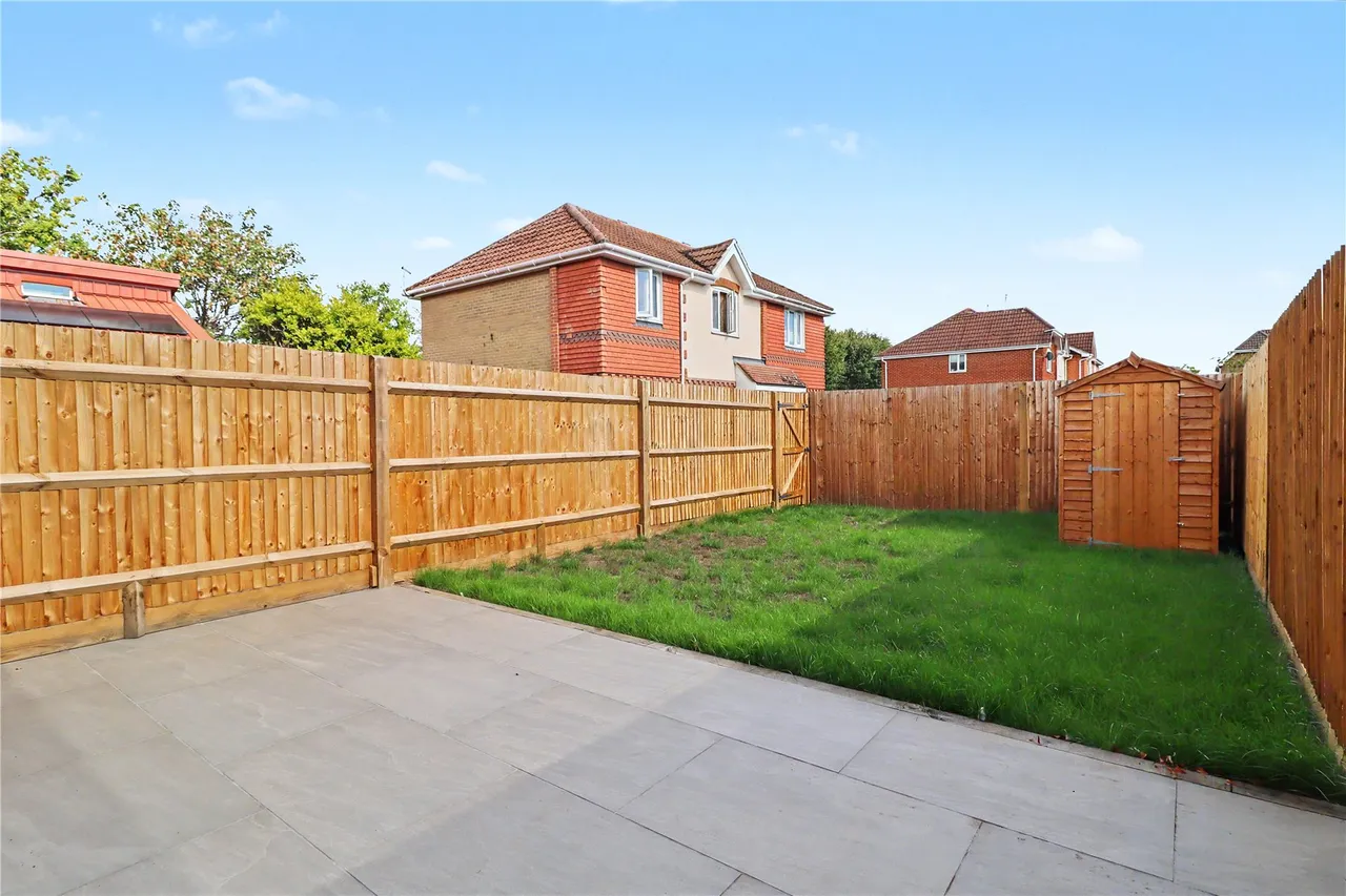 Tilia Copse, Woking, GU22, photo 11