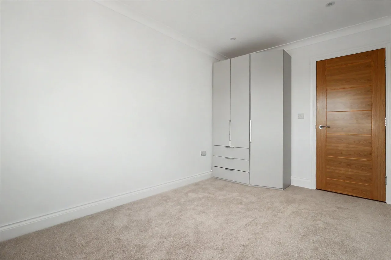 Tilia Copse, Woking, GU22, photo 6