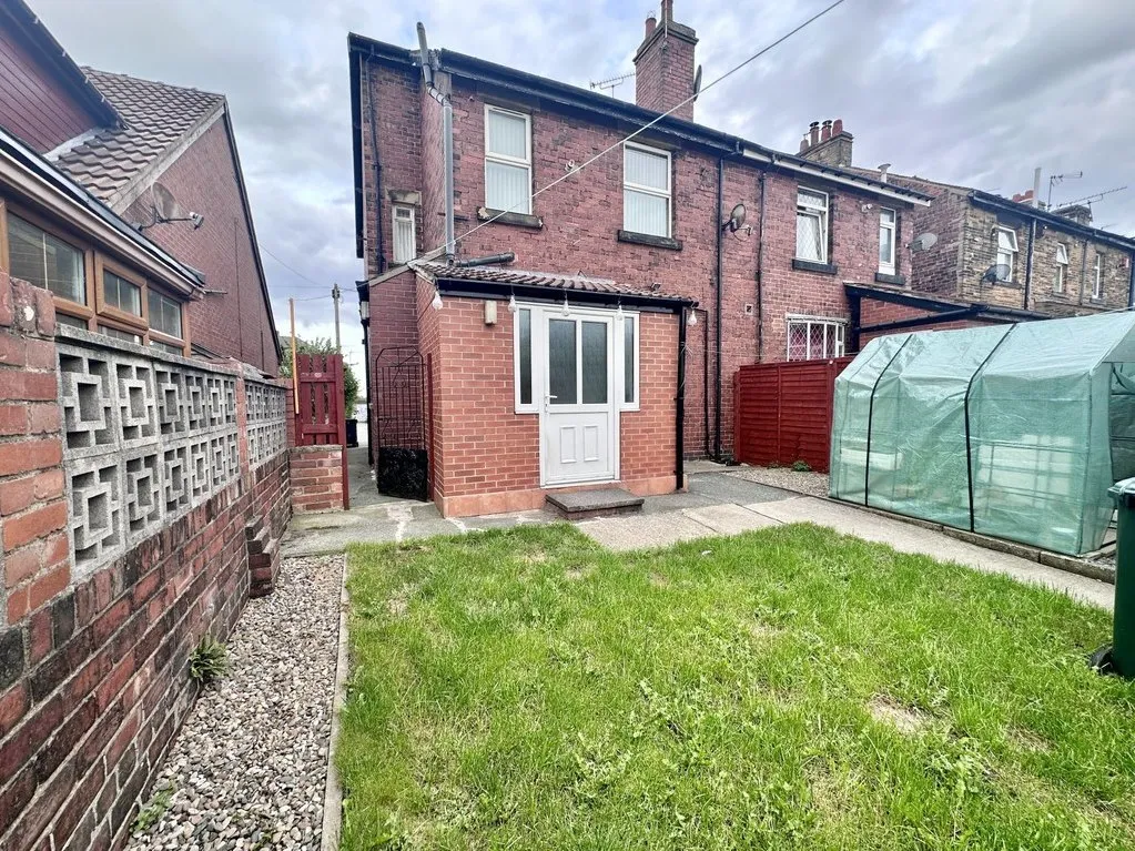 Bradford road, Drighlington, BD11, photo 12