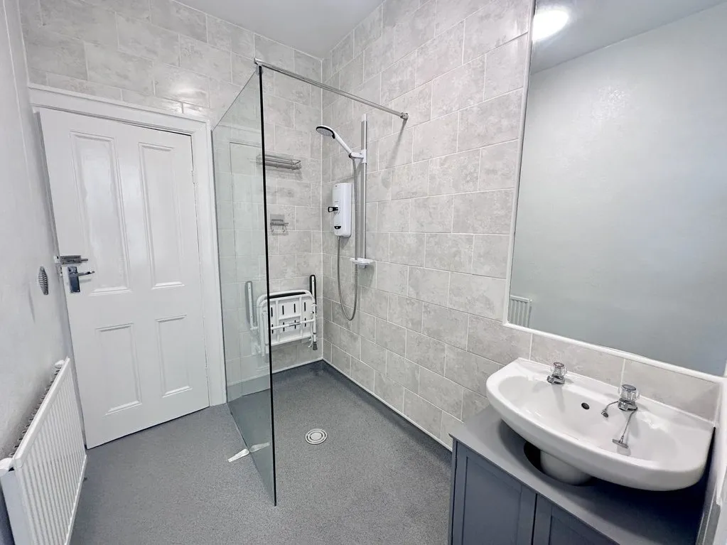 Bradford road, Drighlington, BD11, photo 4