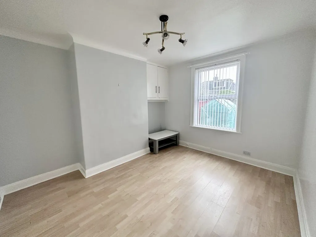 Bradford road, Drighlington, BD11, photo 5