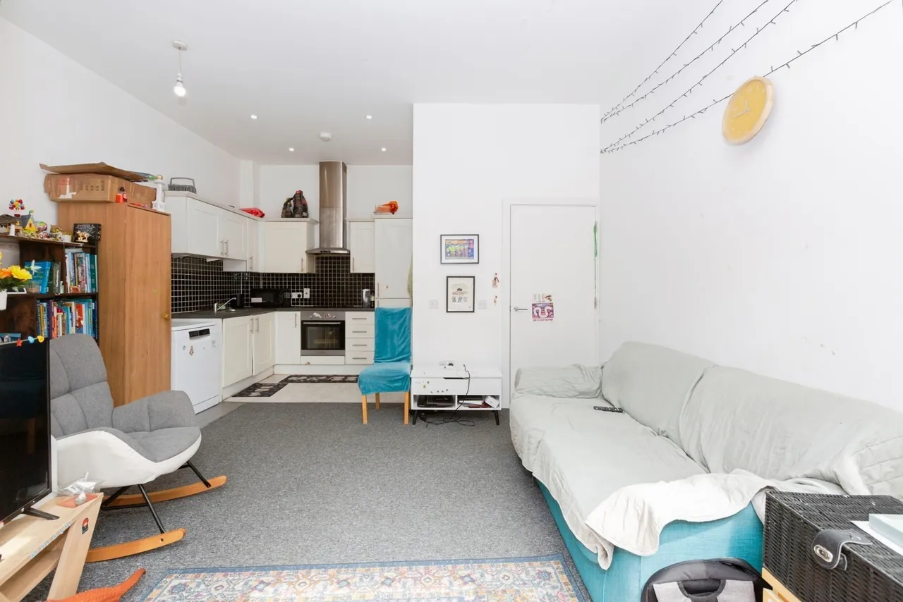 Ley Street, Ilford, IG1, photo 3