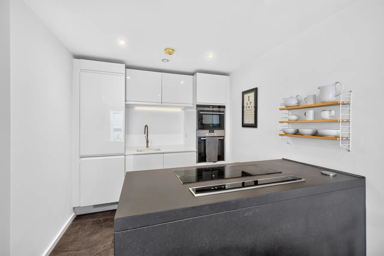 Pear Tree Street, London, EC1V, photo 11