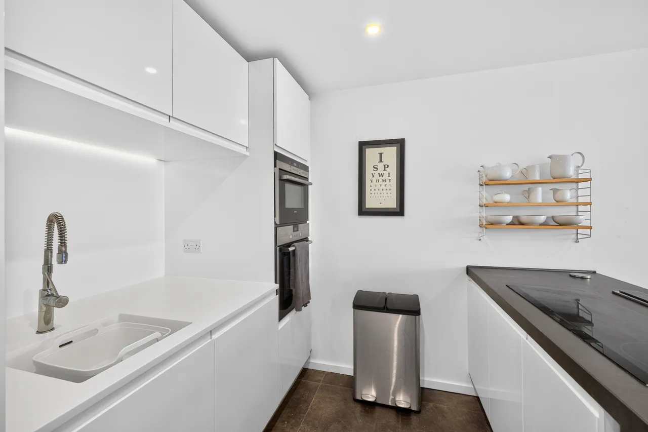 Pear Tree Street, London, EC1V, photo 10