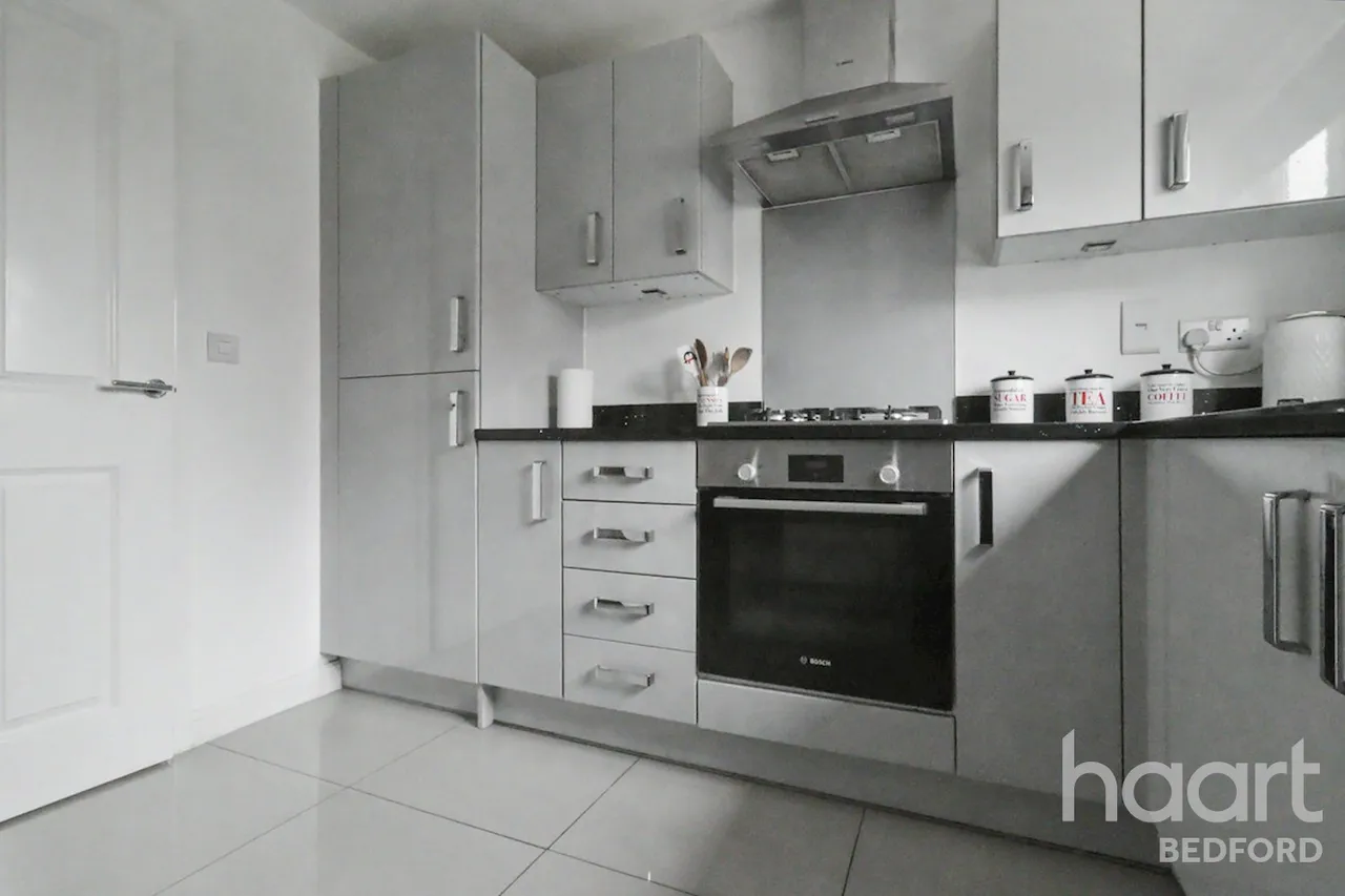 Lacewing Drive, Bedford, MK40, photo 11