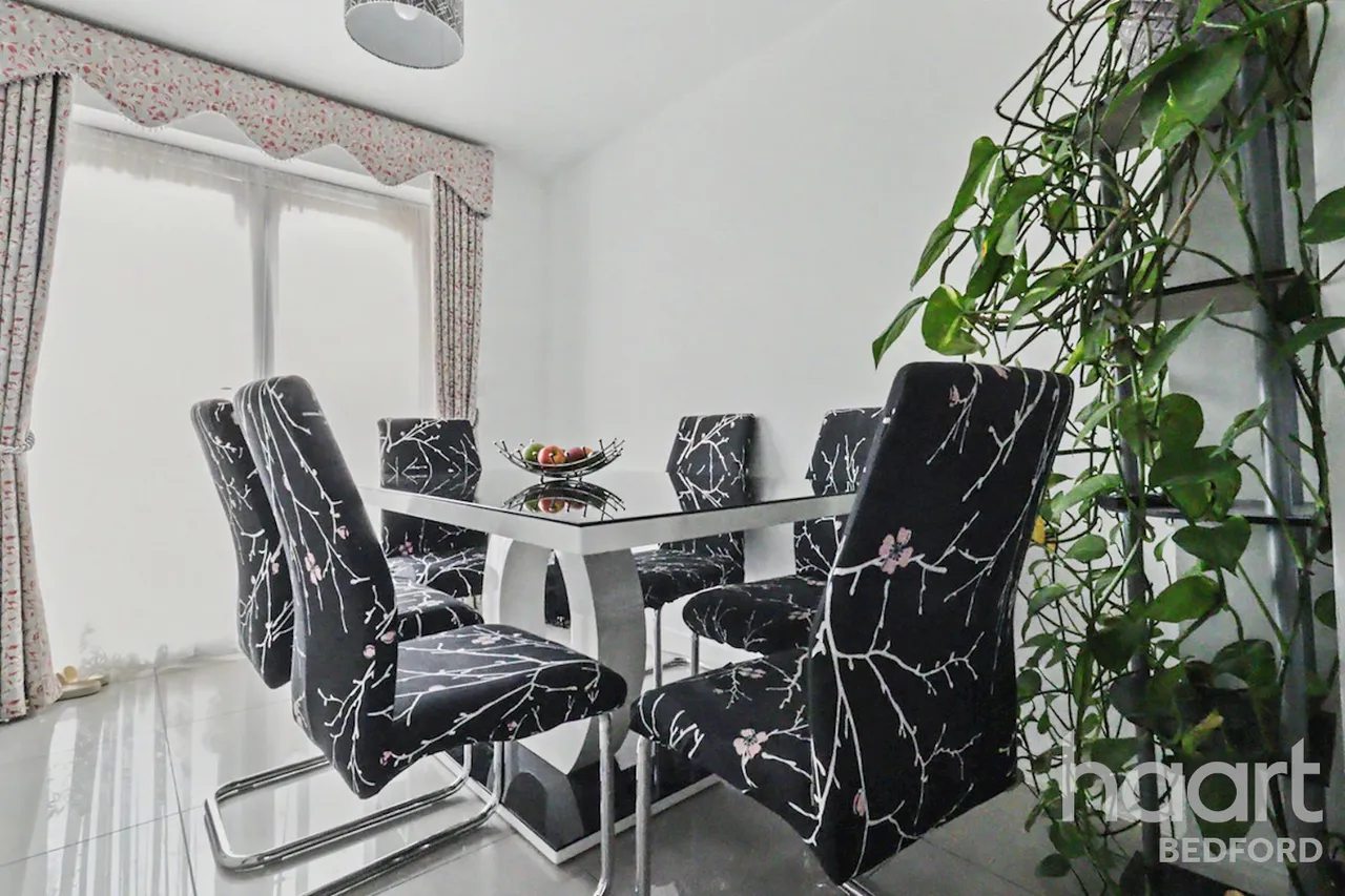 Lacewing Drive, Bedford, MK40, photo 7