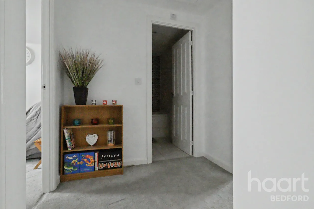 Lacewing Drive, Bedford, MK40, photo 13