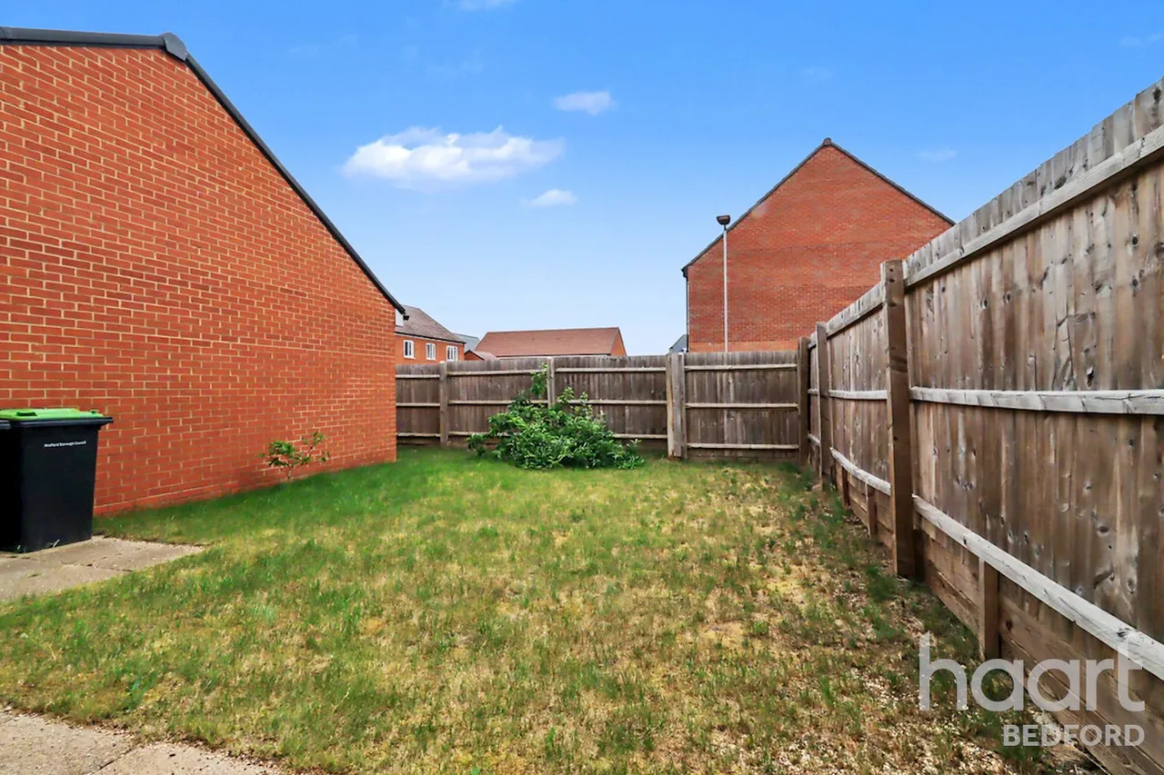 Lacewing Drive, Bedford, MK40, photo 27