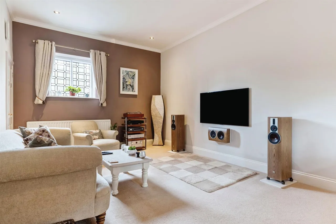 Church Road, Snitterfield, CV37, photo 8