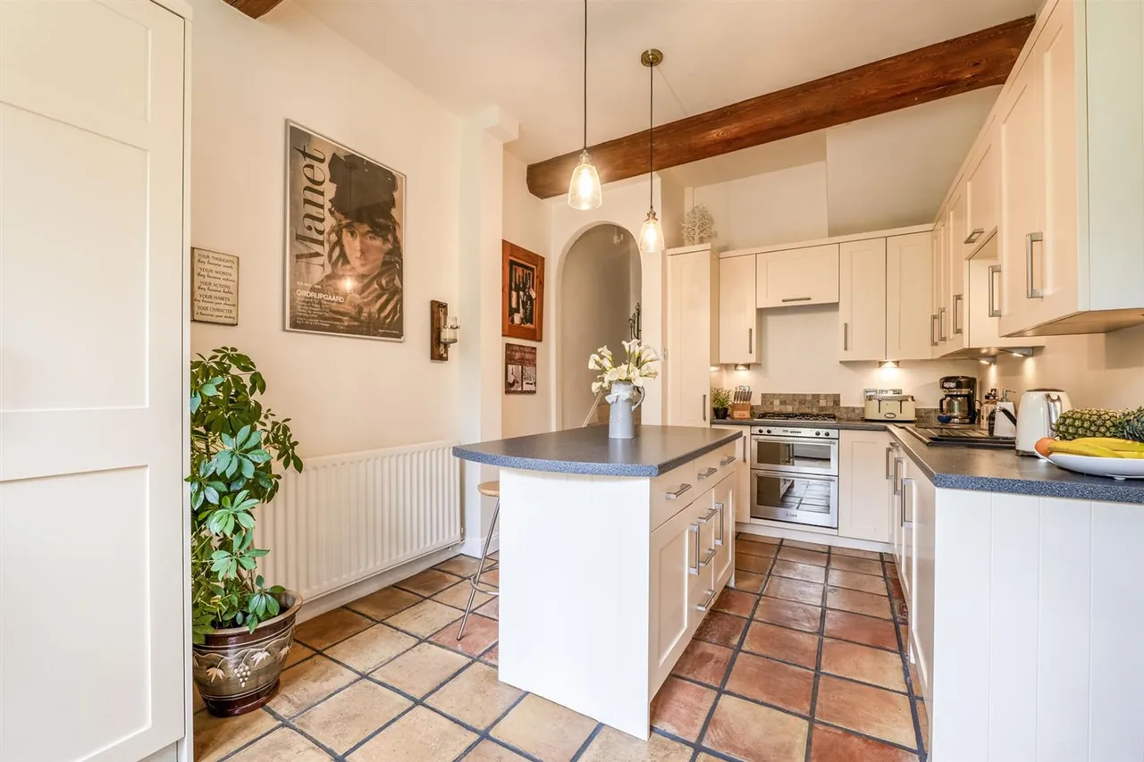 Church Road, Snitterfield, CV37, photo 6