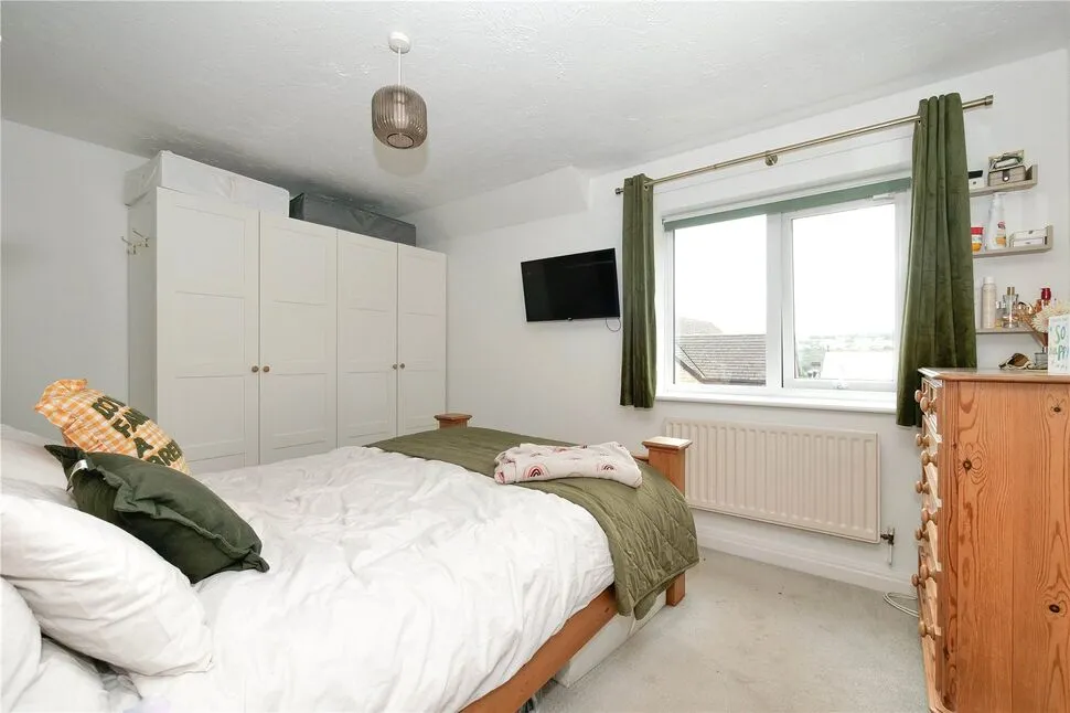 Bescaby Grove, Baildon, West Yorkshire, BD17, photo 6