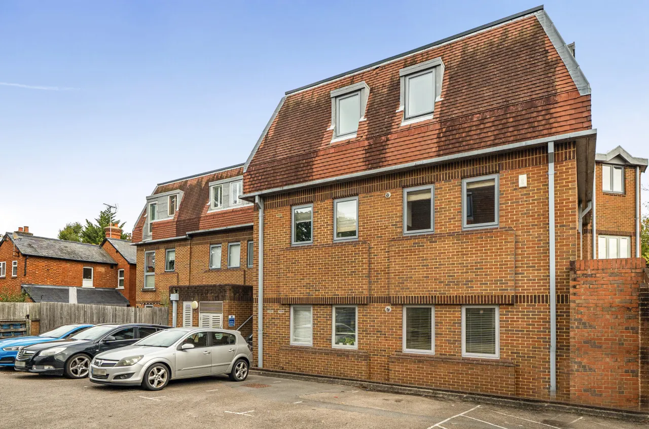 Osborne Road, Wokingham, RG40, photo 13