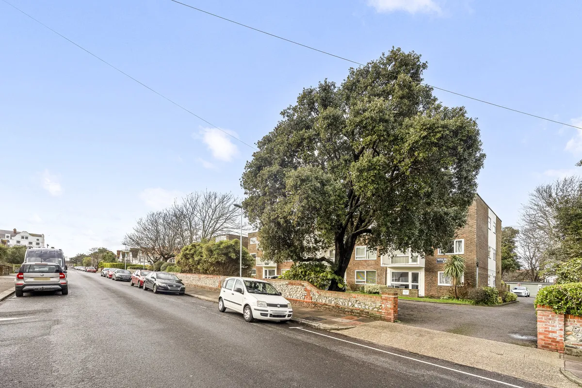 Bath Road, Worthing, BN11, photo 25