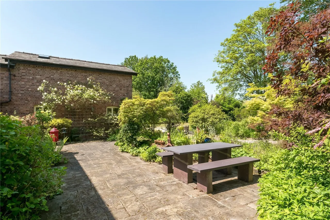 Trouthall Lane, Plumley, WA16, photo 19