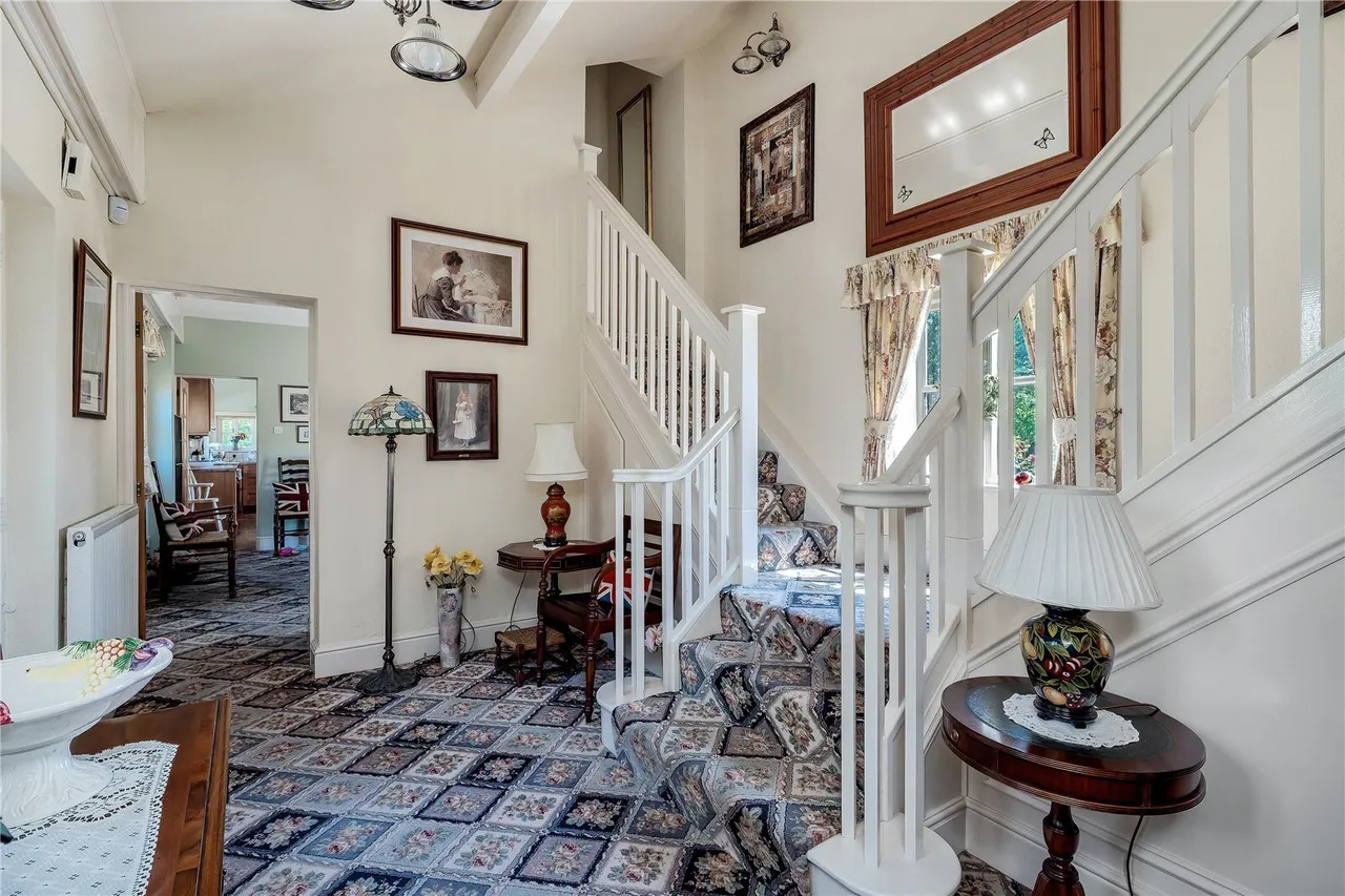 Trouthall Lane, Plumley, WA16, photo 4