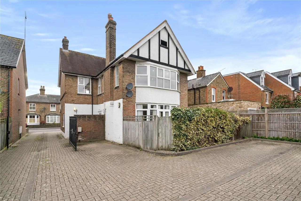Anyards Road, Cobham, Surrey, KT11, photo 12