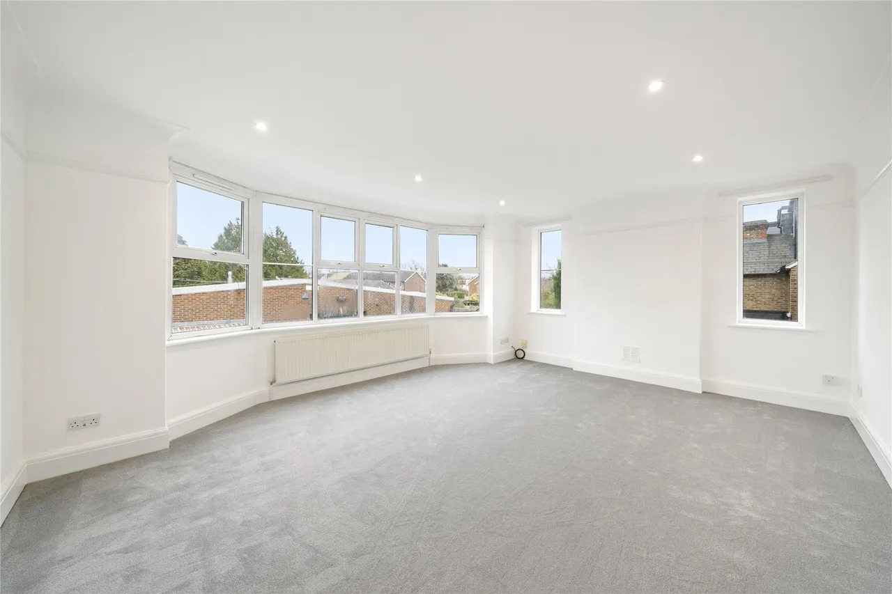 Anyards Road, Cobham, Surrey, KT11, photo 3