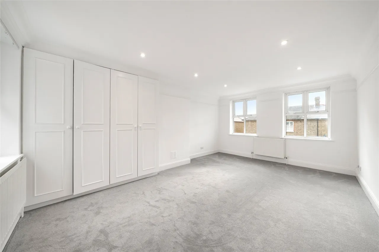 Anyards Road, Cobham, Surrey, KT11, photo 10