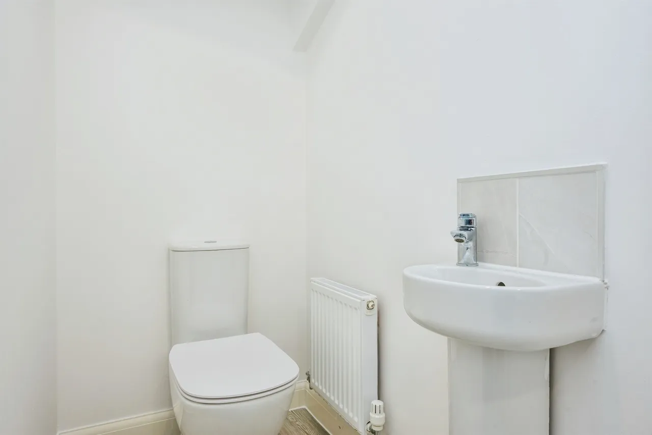 Sorrel Close, Uttoxeter, photo 7