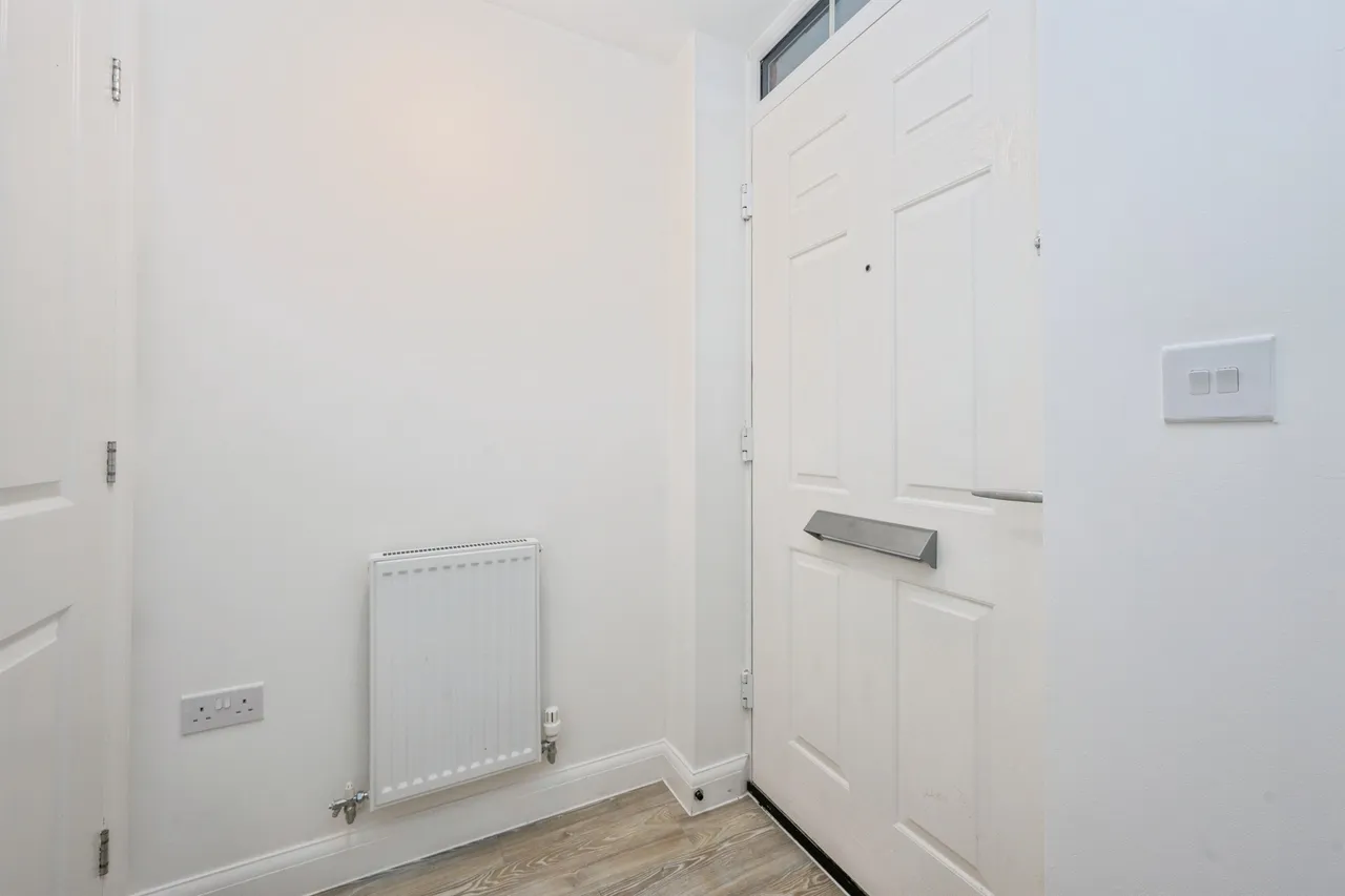 Sorrel Close, Uttoxeter, photo 8