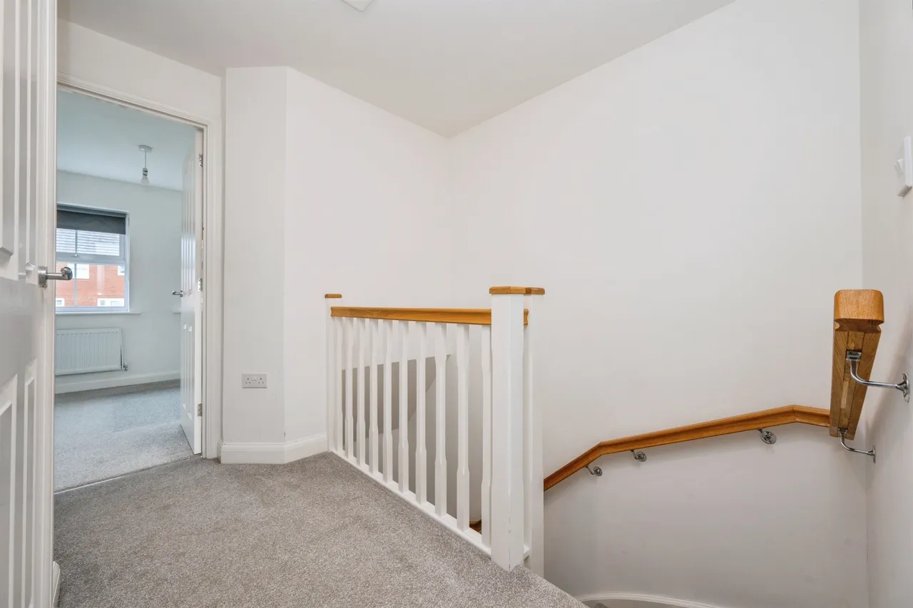 Sorrel Close, Uttoxeter, photo 12