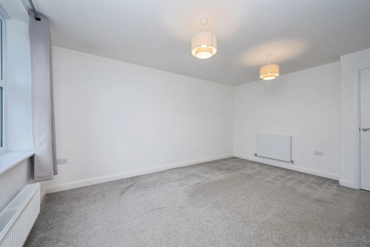 Sorrel Close, Uttoxeter, photo 5