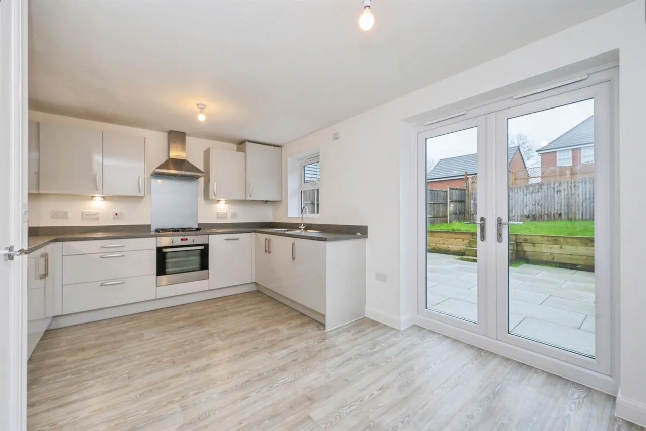 Sorrel Close, Uttoxeter, photo 3