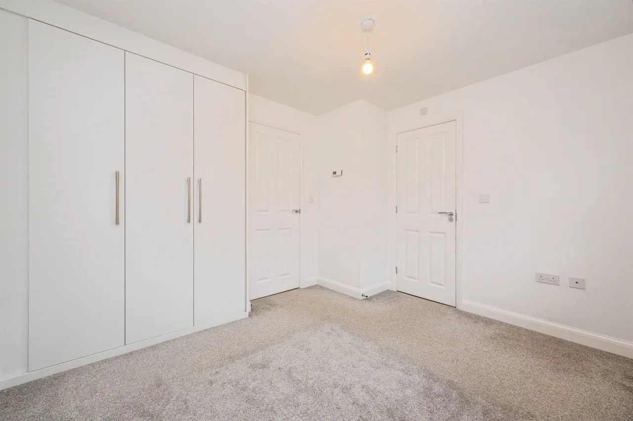 Sorrel Close, Uttoxeter, photo 10