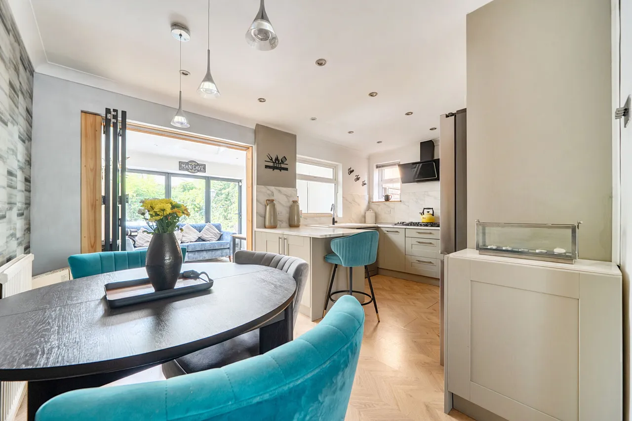 Cheapside Lane, Denham, UB9, photo 3