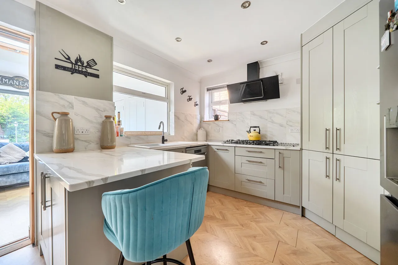 Cheapside Lane, Denham, UB9, photo 2