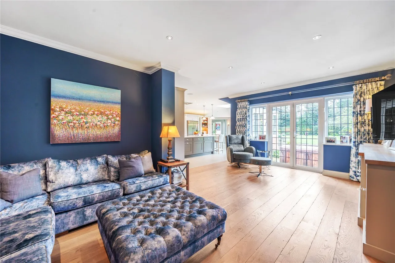 Dukes Wood Drive, Gerrards Cross, SL9, photo 7