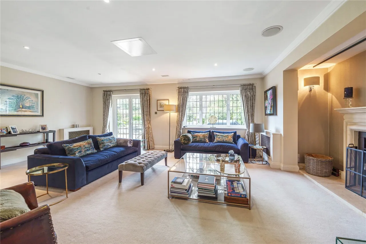 Dukes Wood Drive, Gerrards Cross, SL9, photo 6