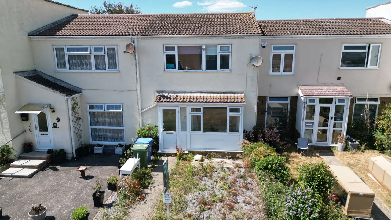3 bed house for sale, Seasalter Close, Warden Bay, ME12