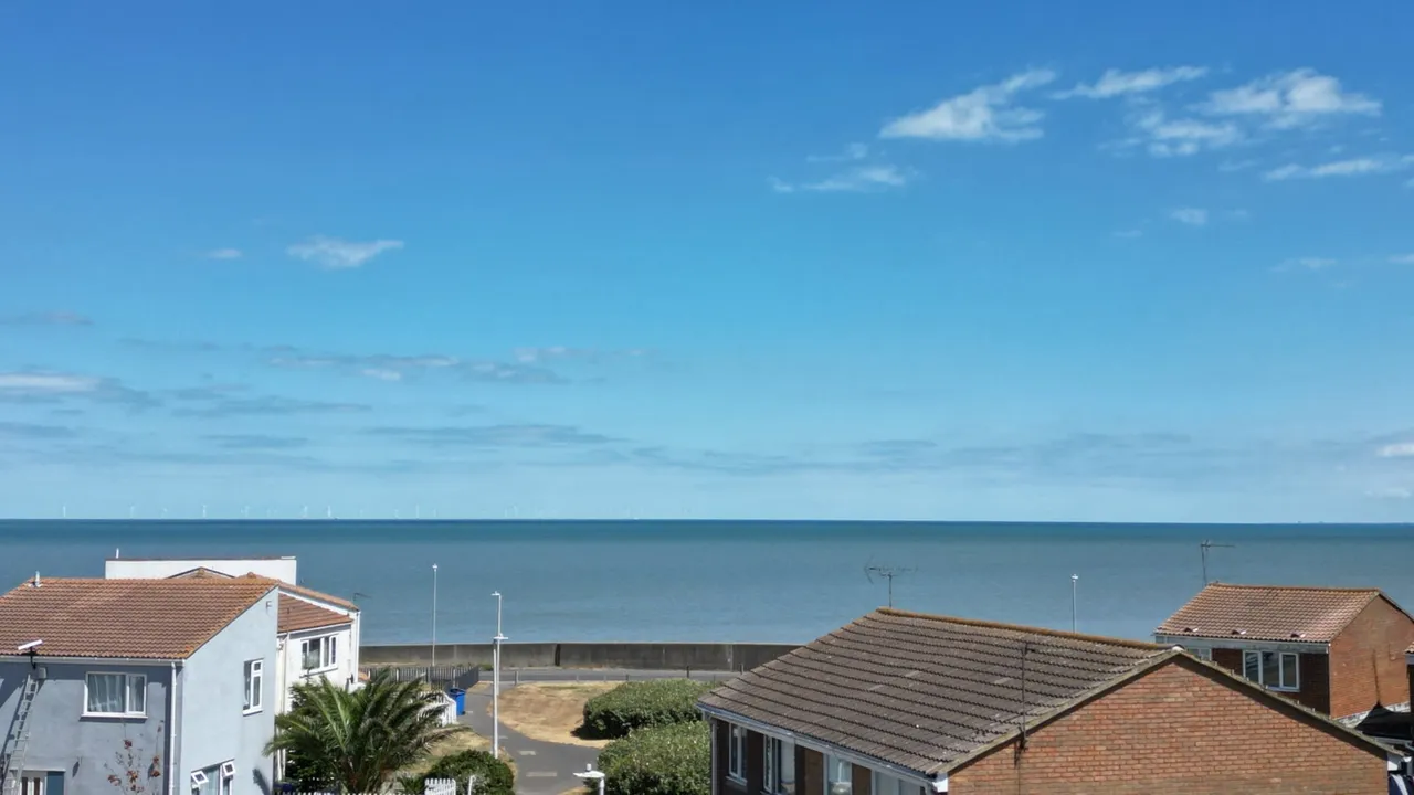 Seasalter Close, Warden Bay, ME12, photo 11