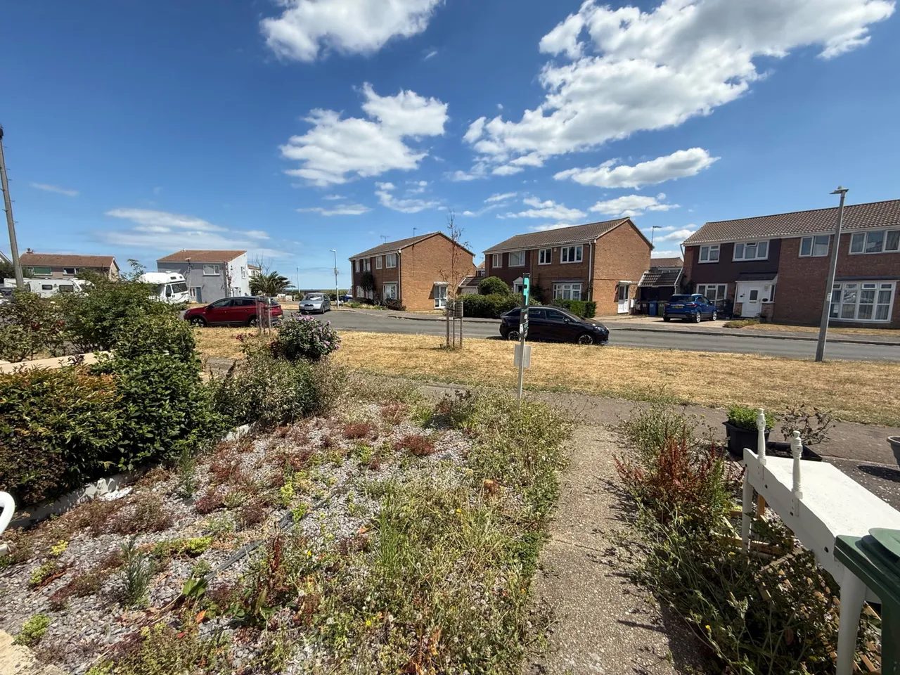 Seasalter Close, Warden Bay, ME12, photo 8