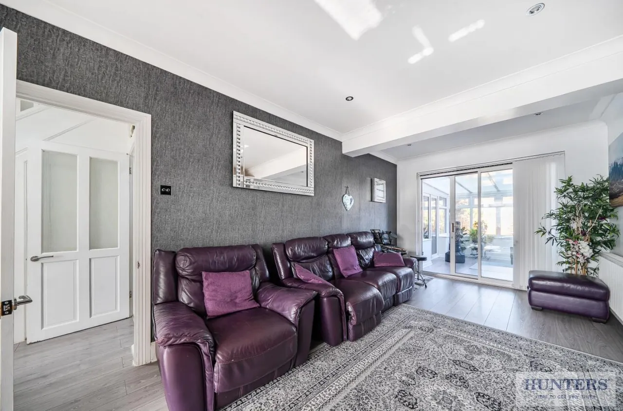 Long Lane, Bexleyheath, DA7, photo 9